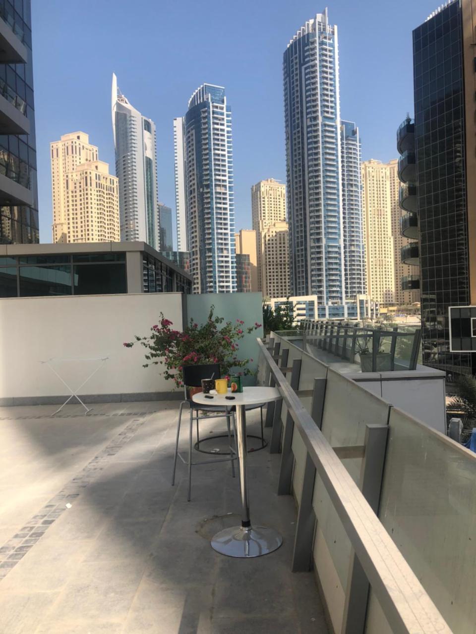 Backpacker Tina Hostel Dubai Exterior photo